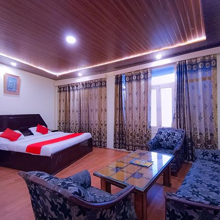 Surya Resort Dalhousie Eksteriør billede