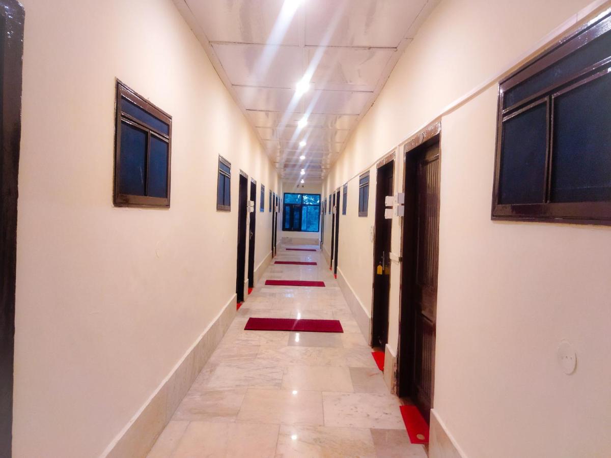 Surya Resort Dalhousie Eksteriør billede