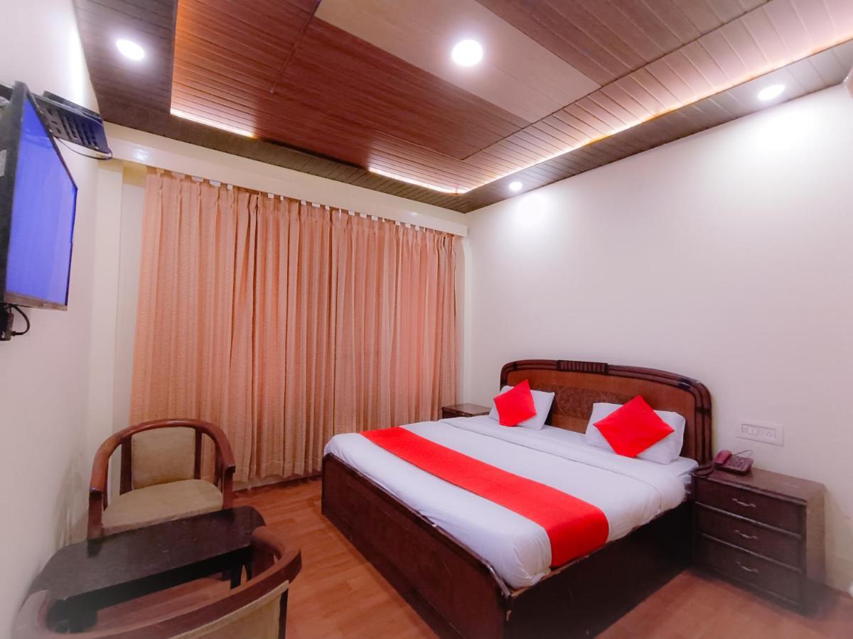 Surya Resort Dalhousie Eksteriør billede