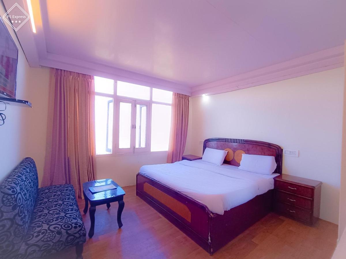 Surya Resort Dalhousie Eksteriør billede